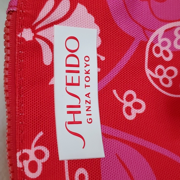 New never used SHISEIDO Skincare set Essential Energy Day cream &Cleansing Foam - Picture 2 of 6